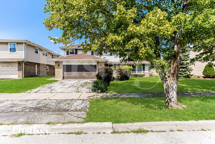 15906 Avalon Ave – photo 2