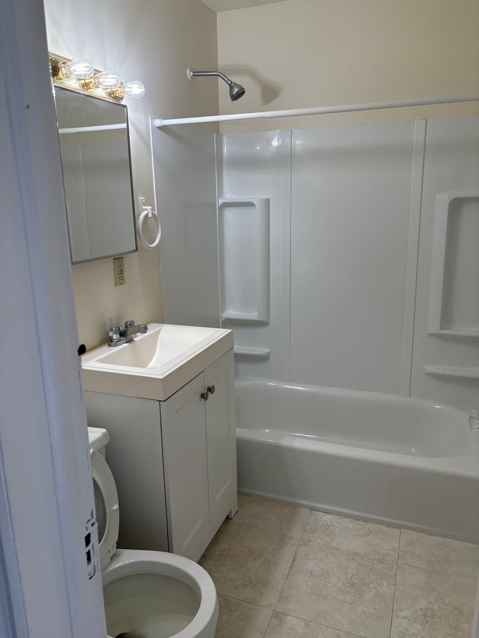 4 Preston Ave unit 2 – photo 5