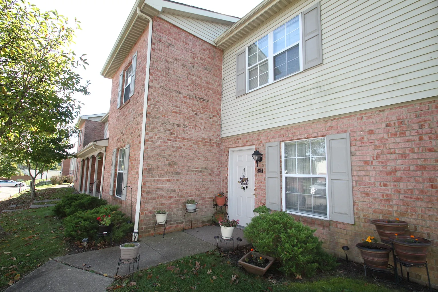 Oglebay Village Apartments – photo 5