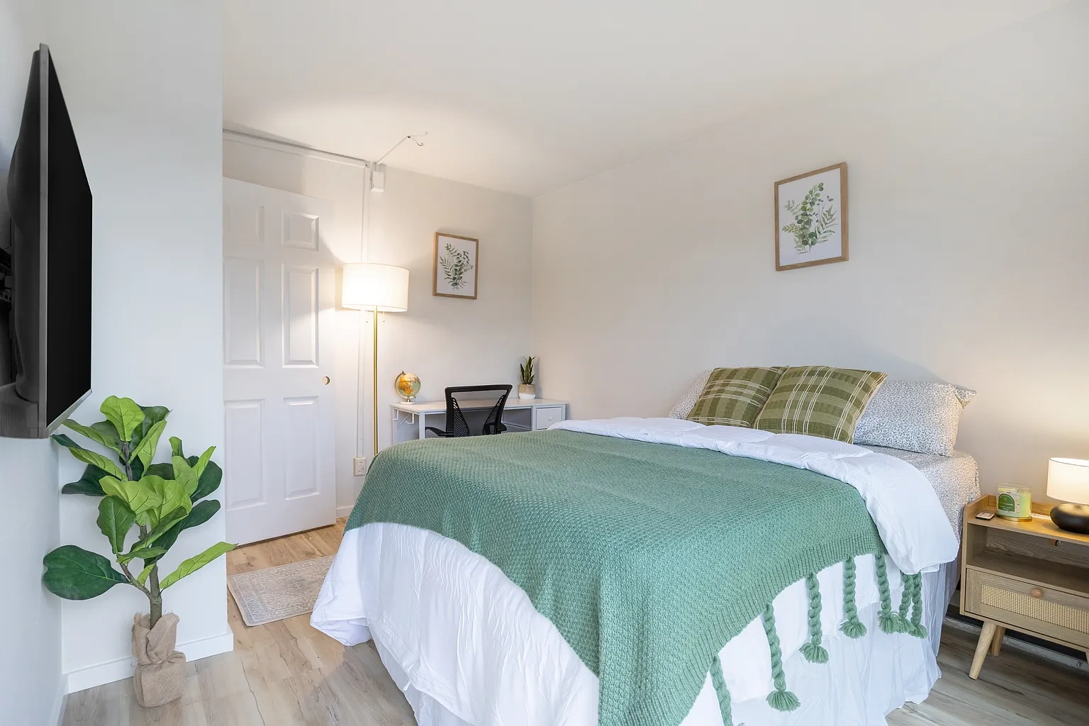 Emerson Apartments – photo 3