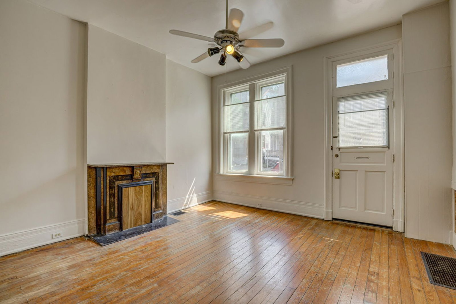 2235 Victor St unit 1b – photo 5
