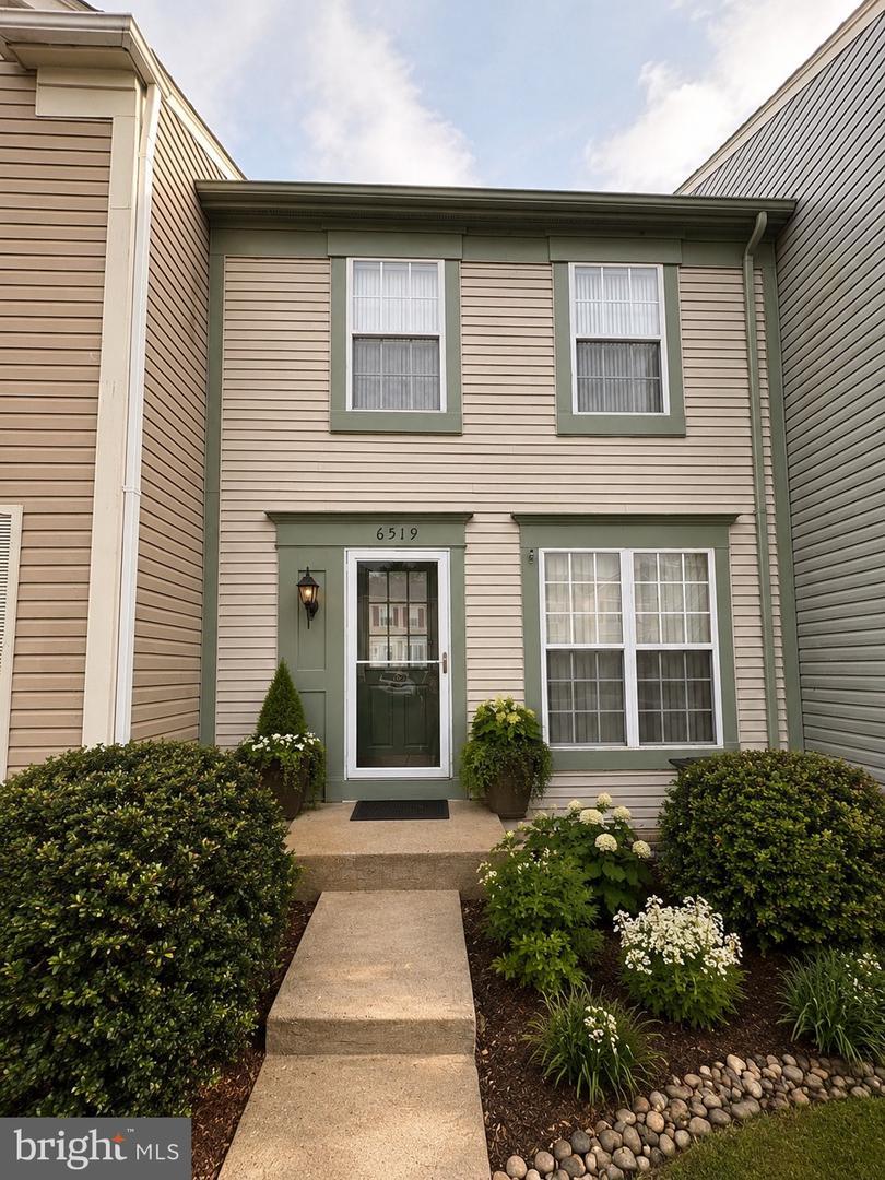 6519 Old Carriage Ln – photo 1