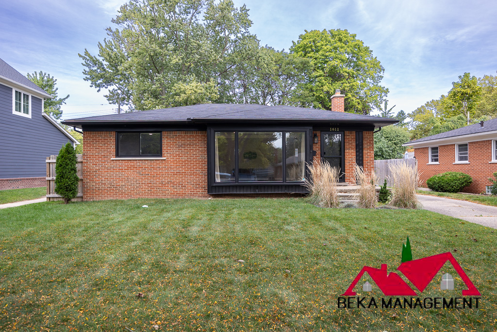 1611 Hazel St – photo 1