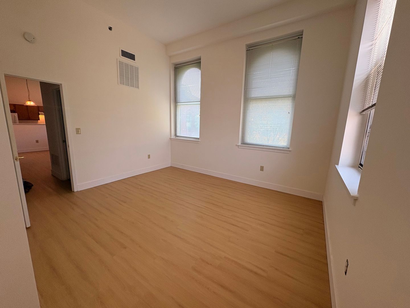 252 W College Ave unit Unit 212 – photo 4
