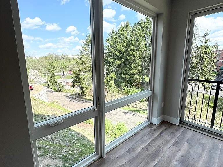 502 McKnight Cir – photo 3