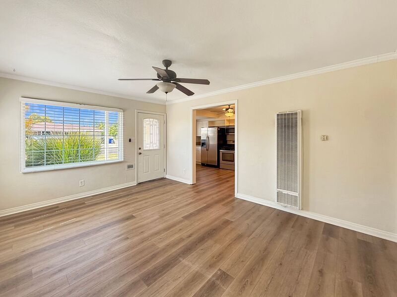 5927 Bark St – photo 4
