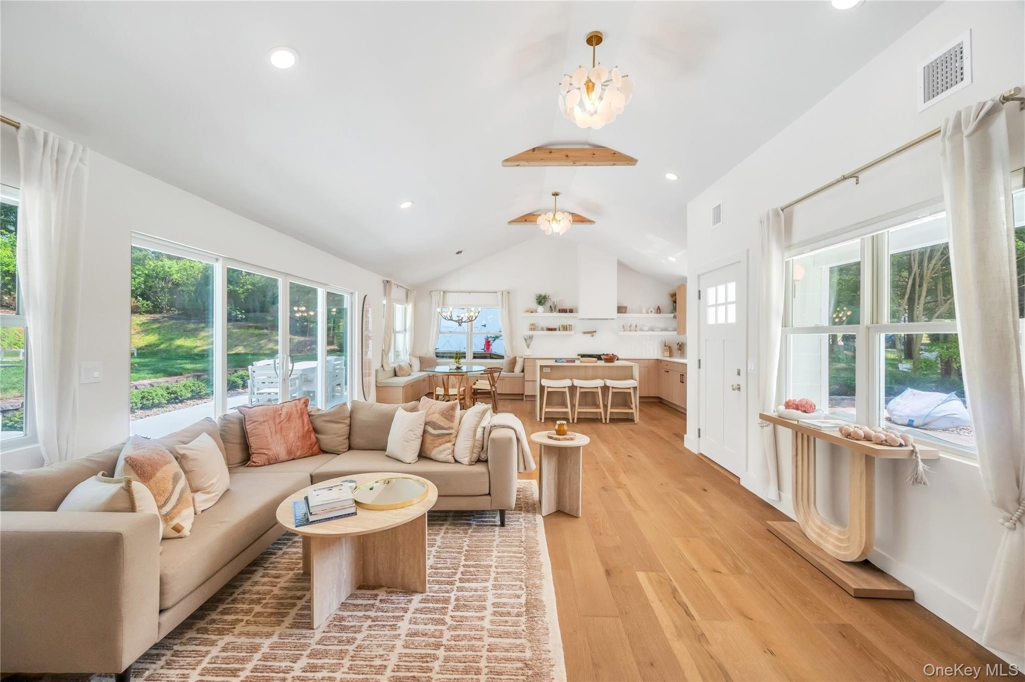 9 Pine Tree Rd – photo 3