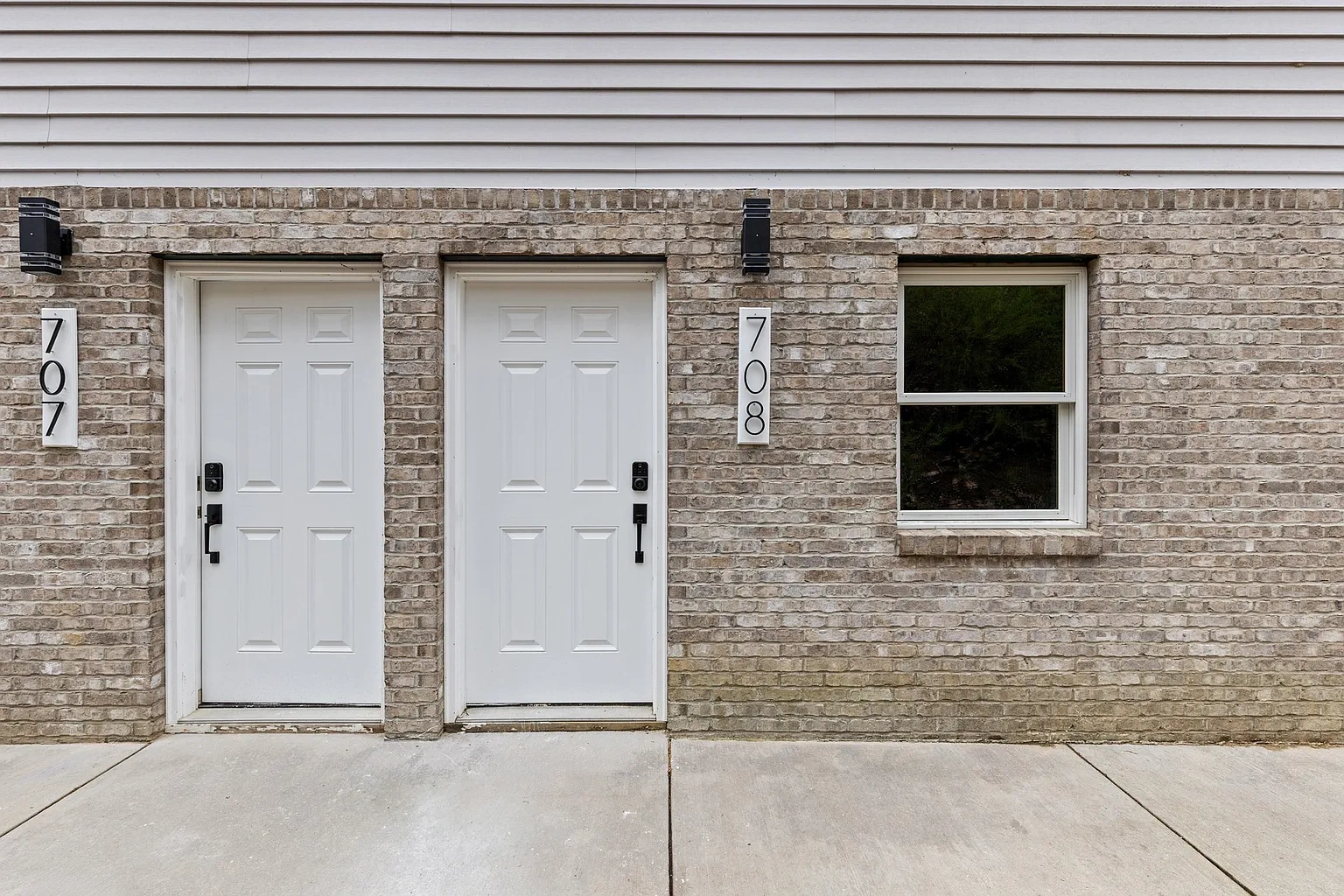 Fowler Apartments – photo 2