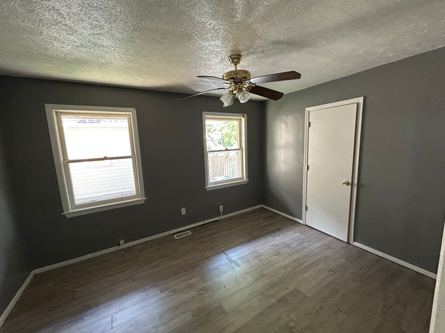 224 7th St unit 224 7th St Down – photo 3