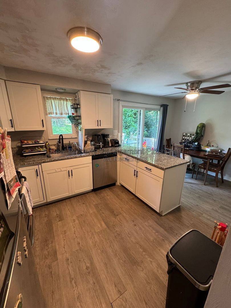 90 Walker Rd – photo 4