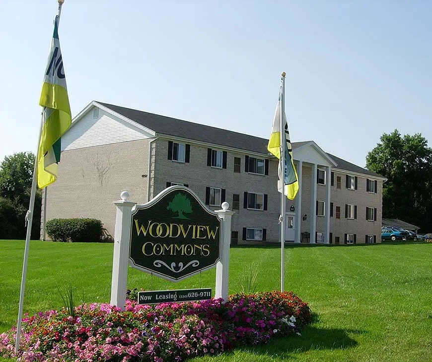 Woodview Commons Apartments – photo 2