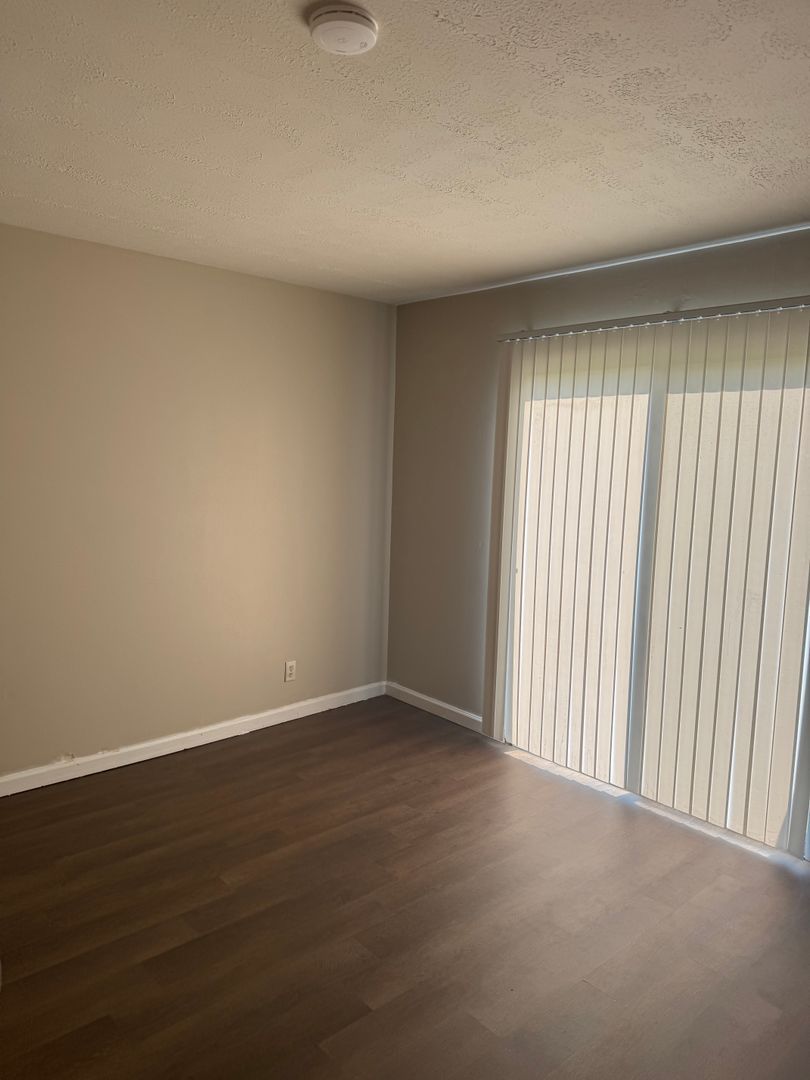 4328 Walnut Rd unit H – photo 5