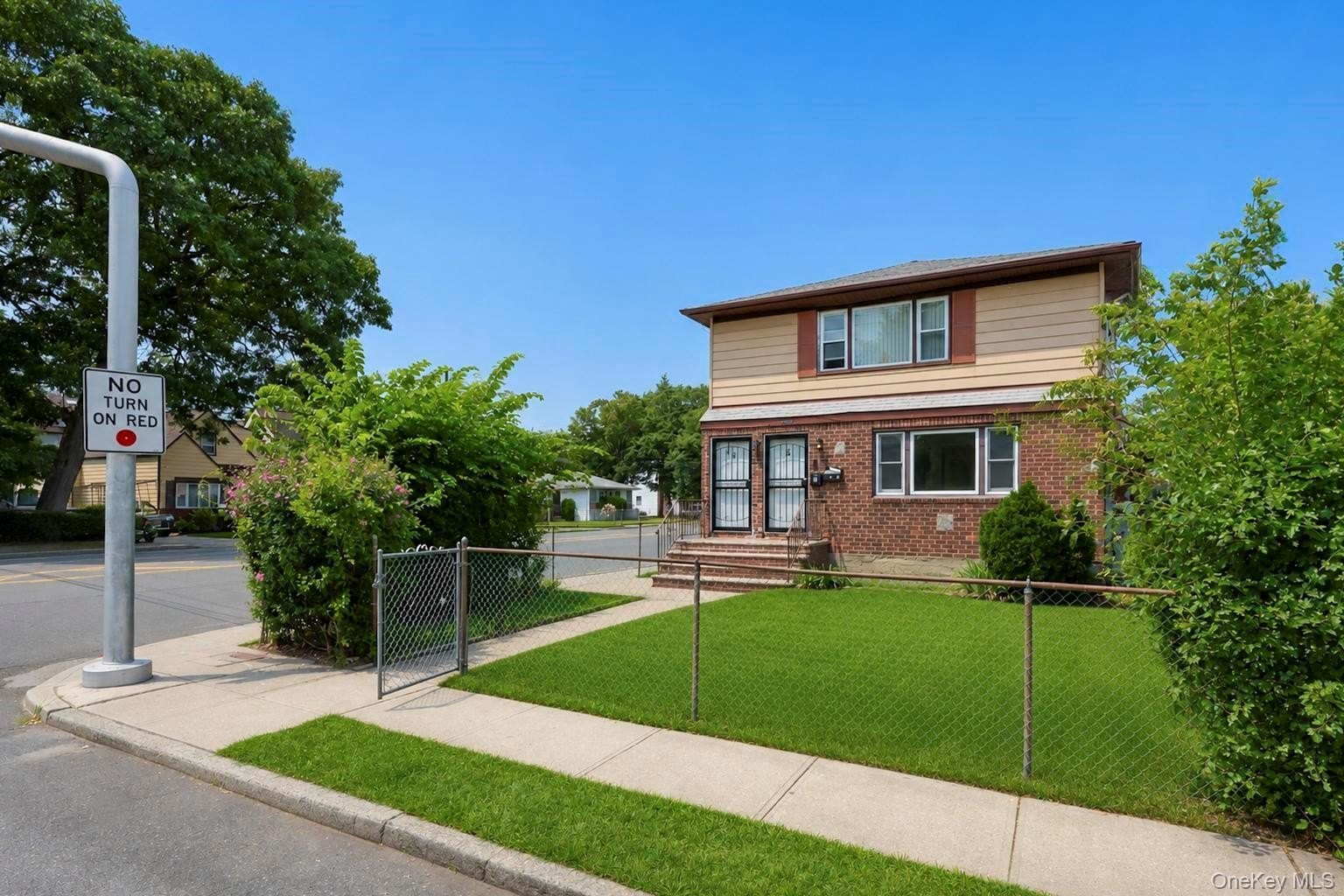 5 Tyler Ave – photo 3