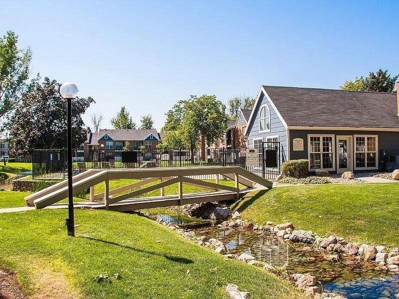 Village at Raintree – photo 5