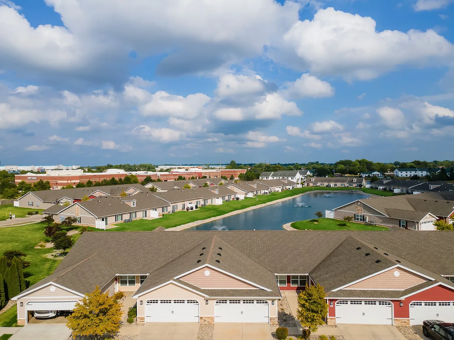 Redwood Perrysburg Woodmont Drive – photo 4