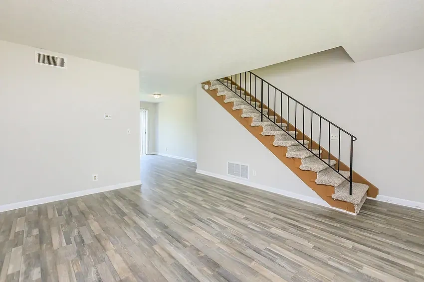 Riverwalk Townhomes At Wedgefield Court – photo 5