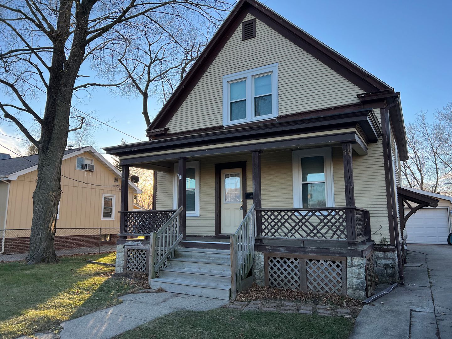 1603 S Center St – photo 1