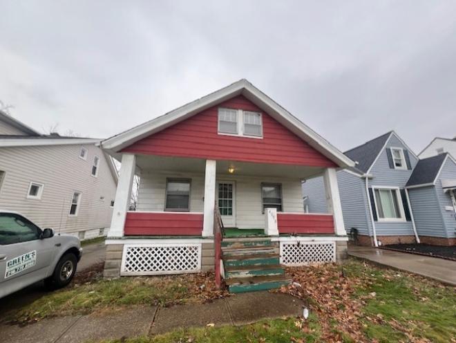 4898 E 95th St – photo 1