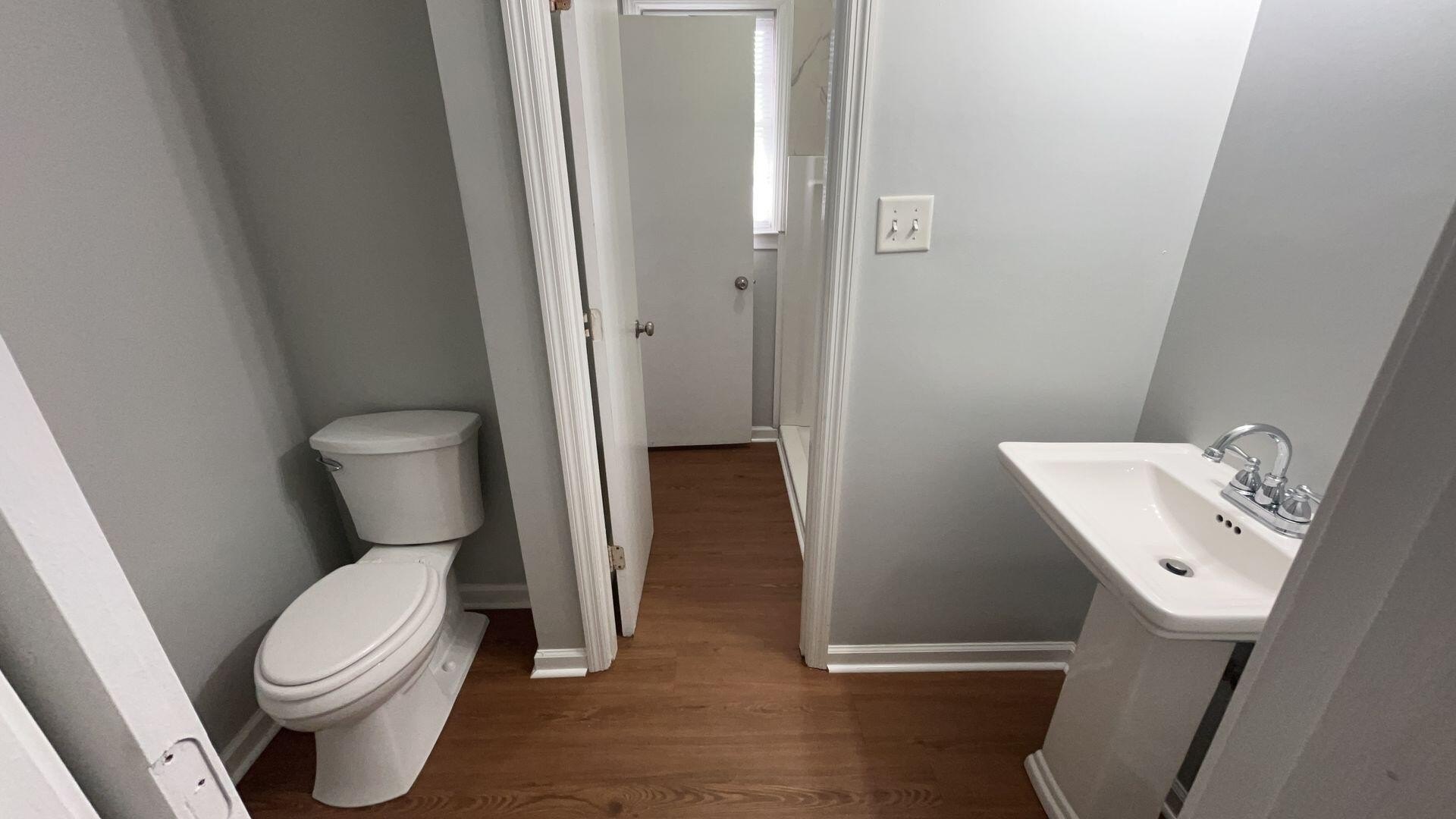 310 Oxford Rd – photo 4
