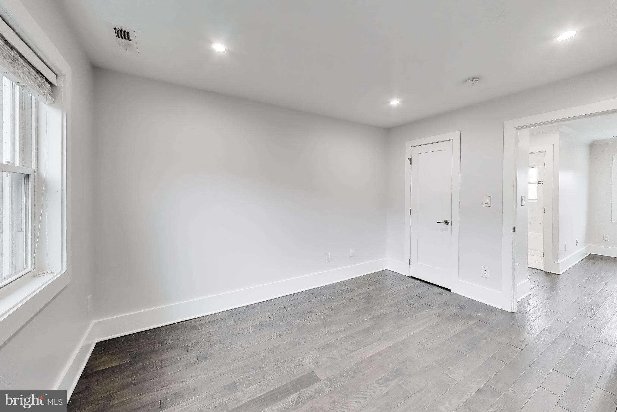 5031 H St SE #4 – photo 5