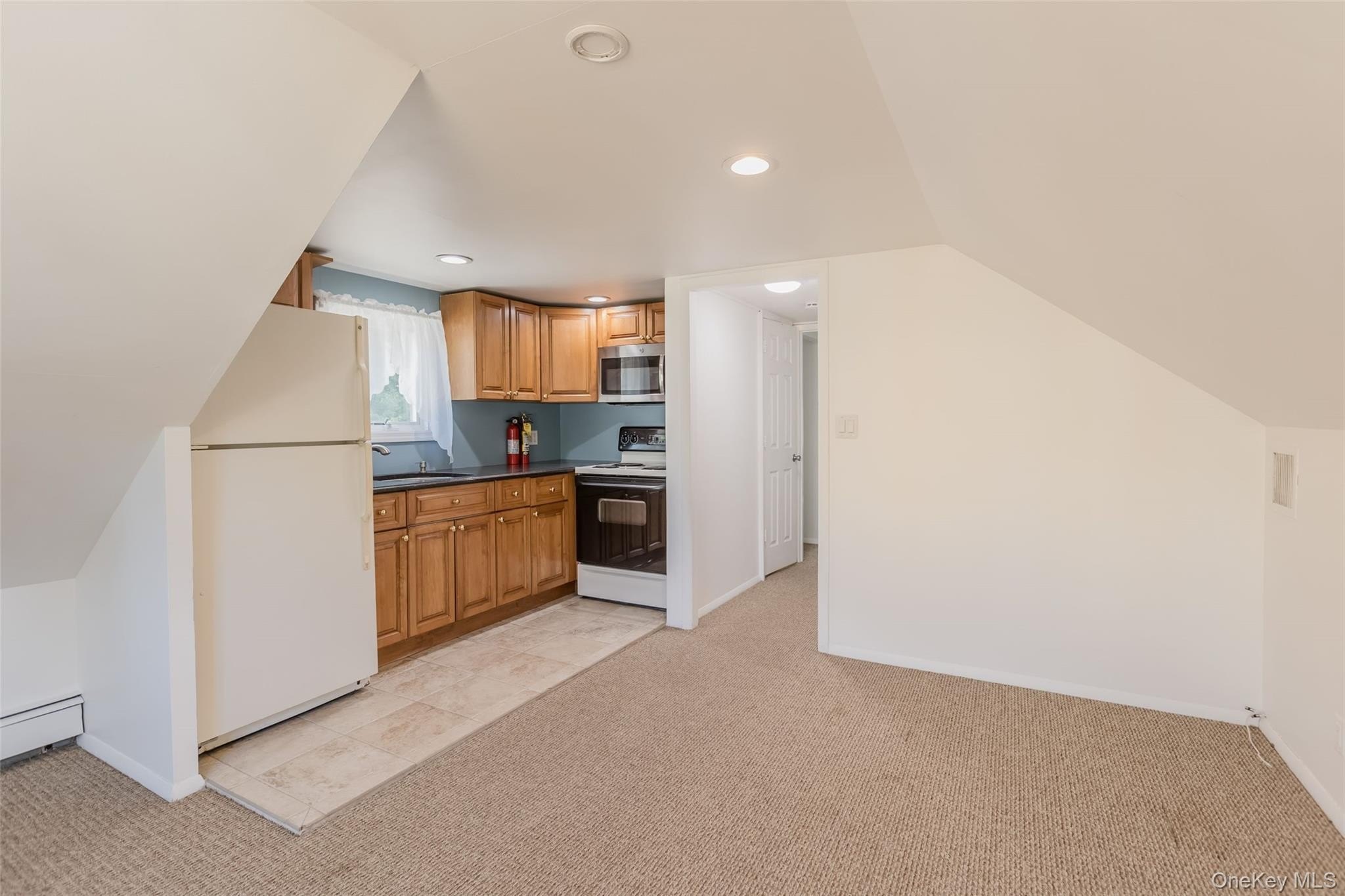 306 5th Ave – photo 4