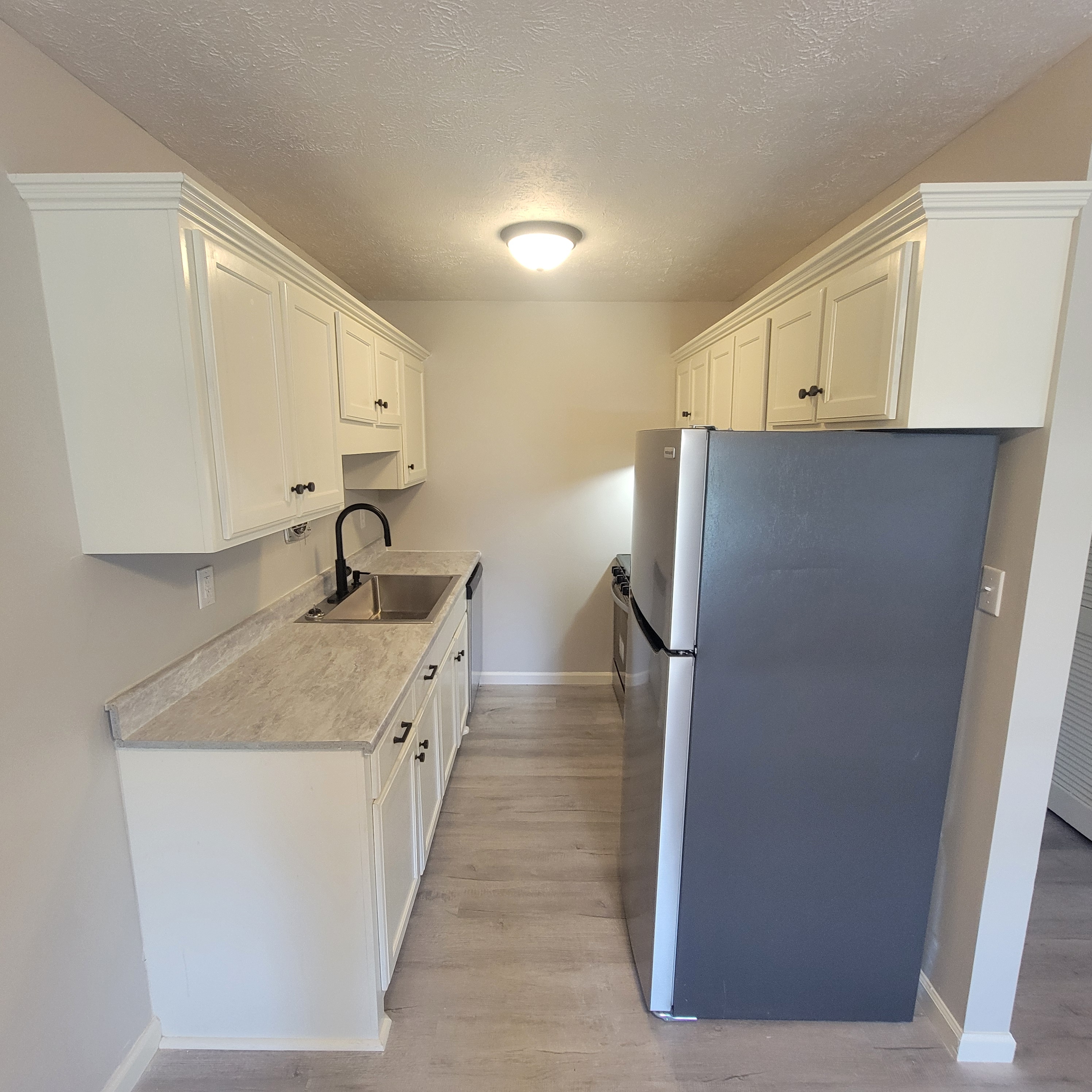 103 White St unit 4 – photo 4