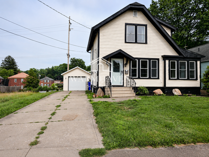 1839 14th St – photo 1