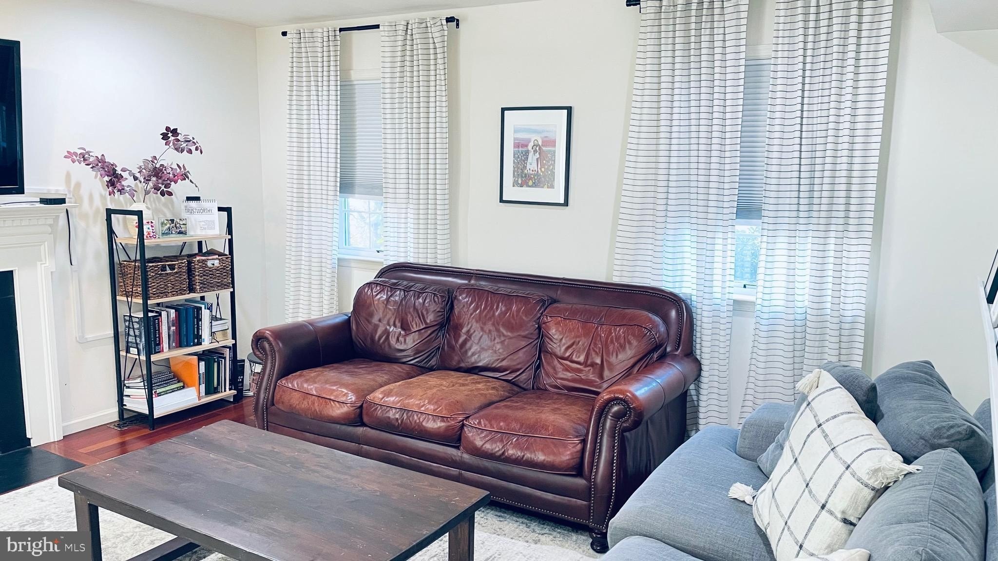 1514 Isaacs Ct – photo 3