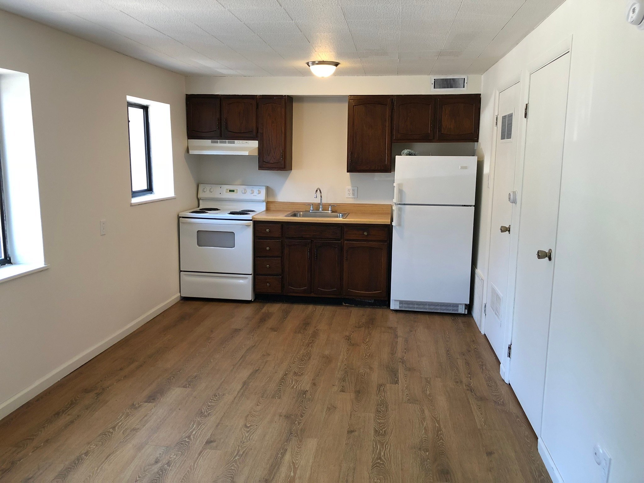 90 Vilsack St unit H – photo 1