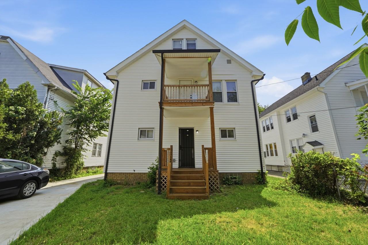 3544 E 153rd St unit 2 – photo 5