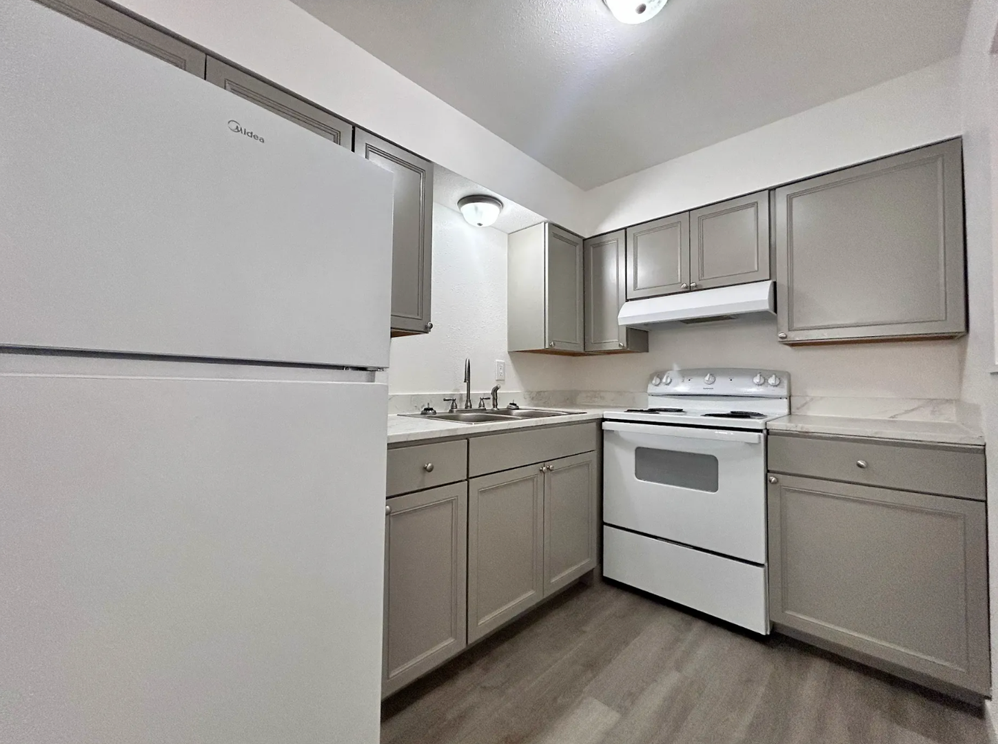 1412 W 11th Ave unit Unit 2 – photo 5