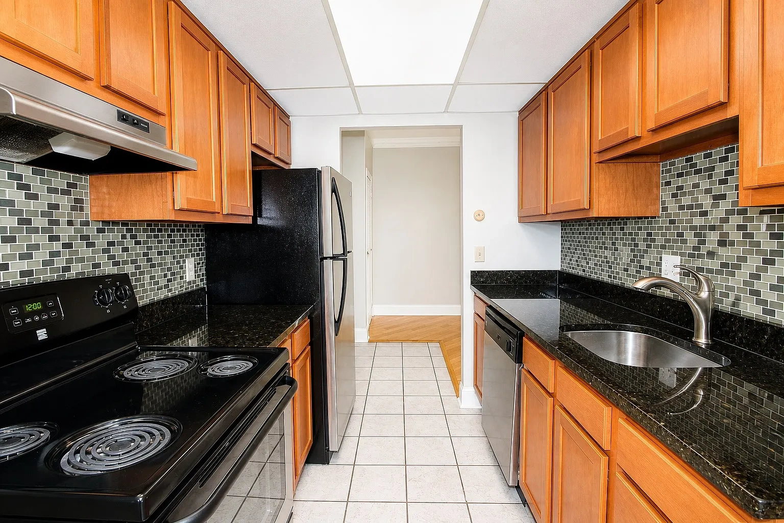 1088 Greentree Rd – photo 2