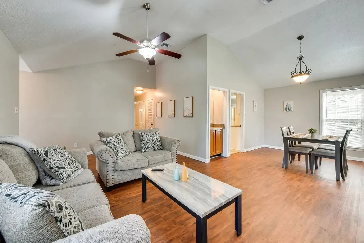 Jefferson Place Condominiums – photo 1