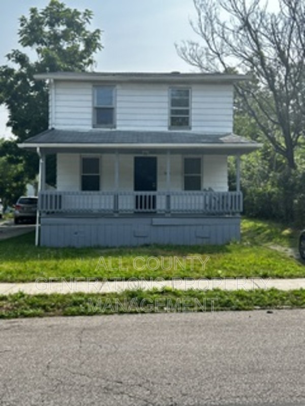 3445 E 146th St – photo 1