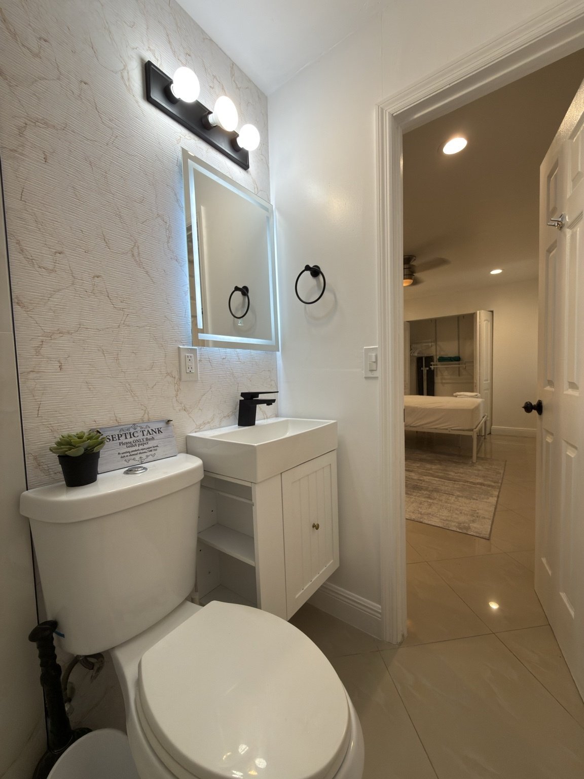 2235 Liberty St unit 2 – photo 3
