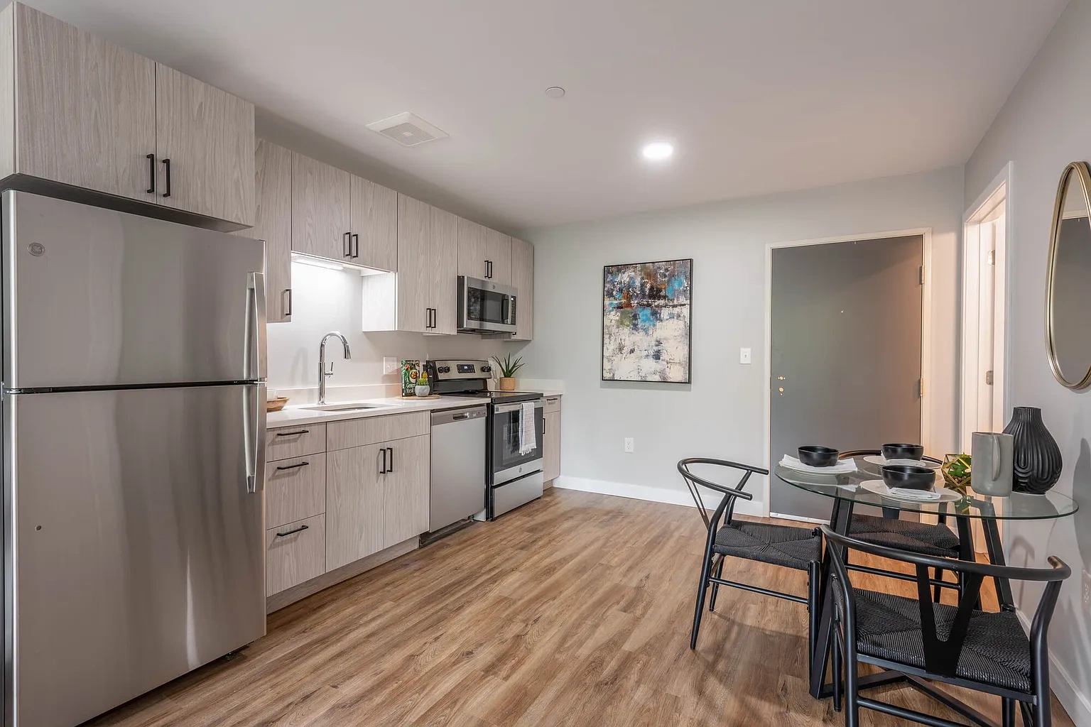 Flats at 125 Broad Street – photo 1