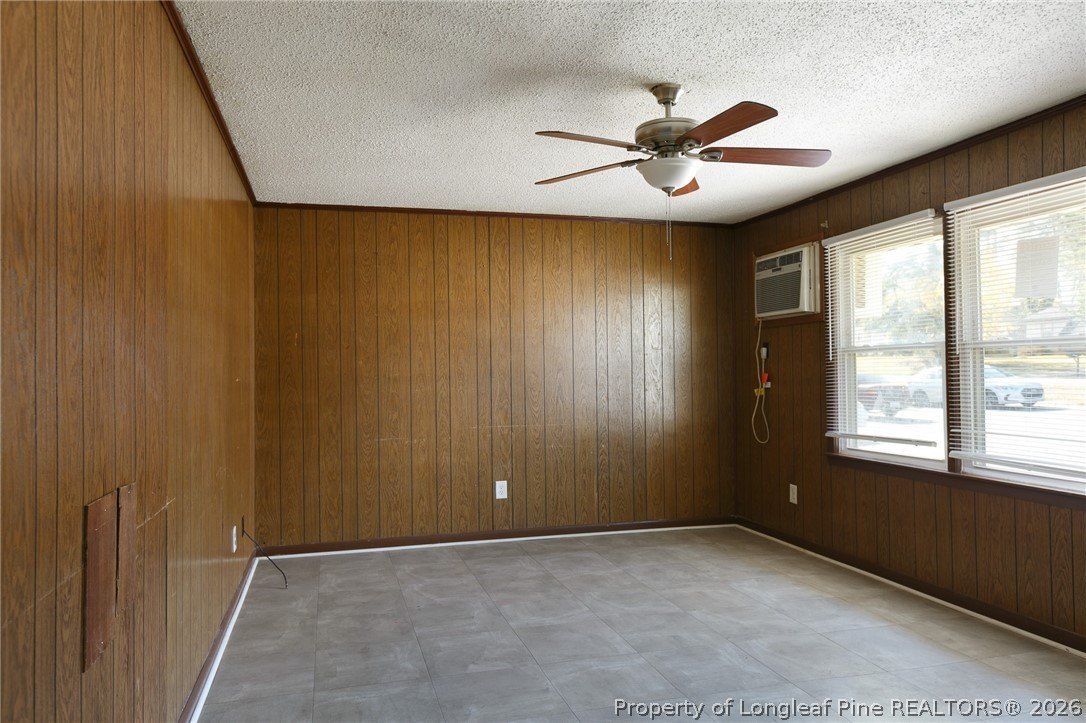1045 Rulnick St #B – photo 3