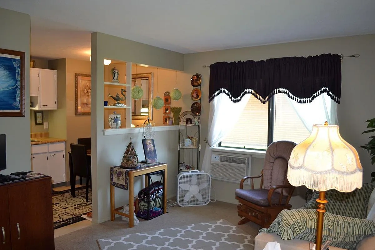 Willo Vu Apartments of Eastlake – photo 2