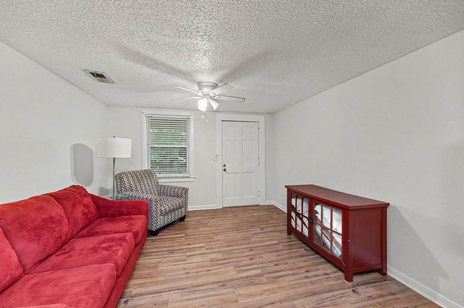 4202 Barnwell Ave – photo 5