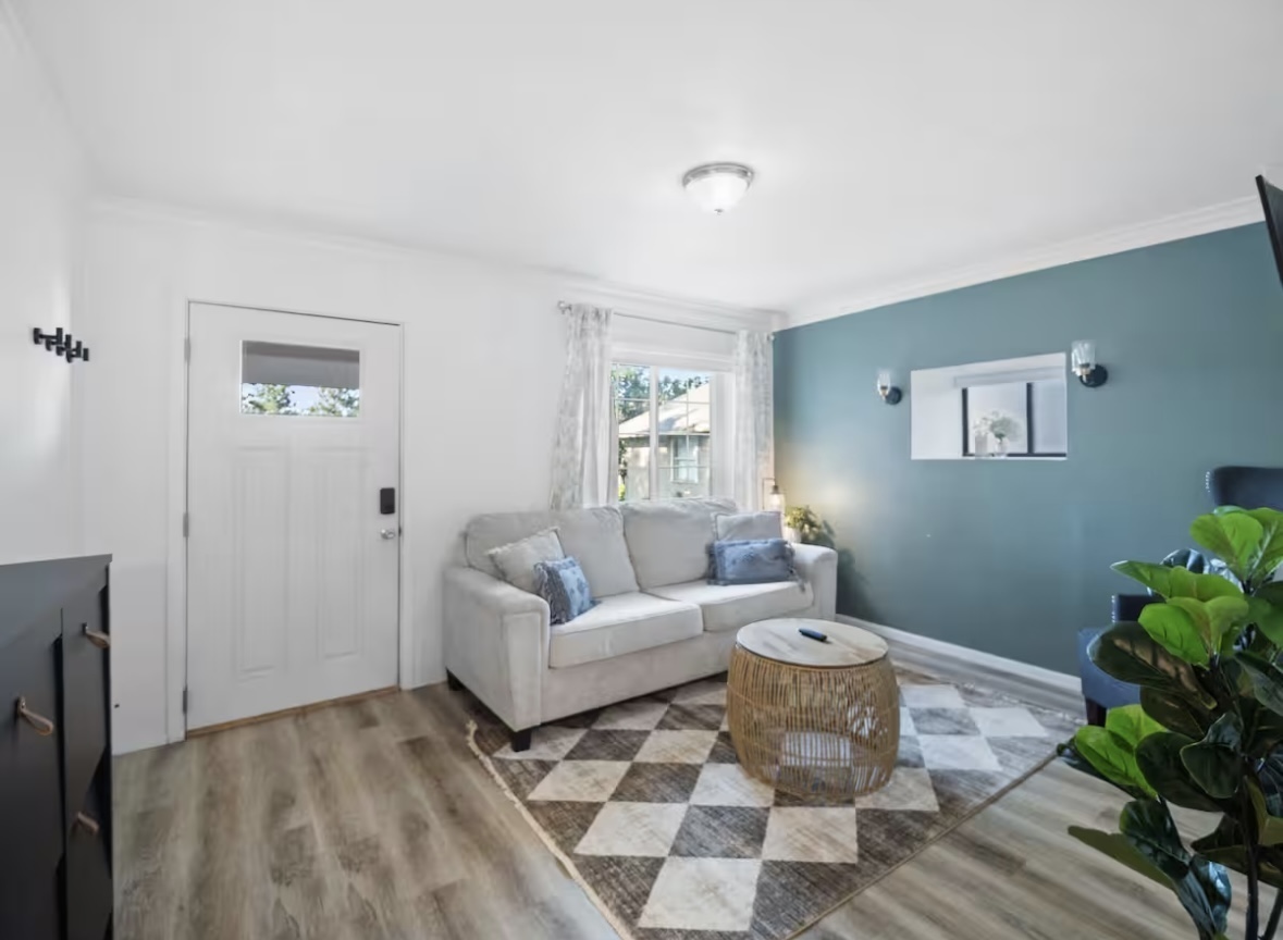 2117 W Riverside Ave unit 1 – photo 5