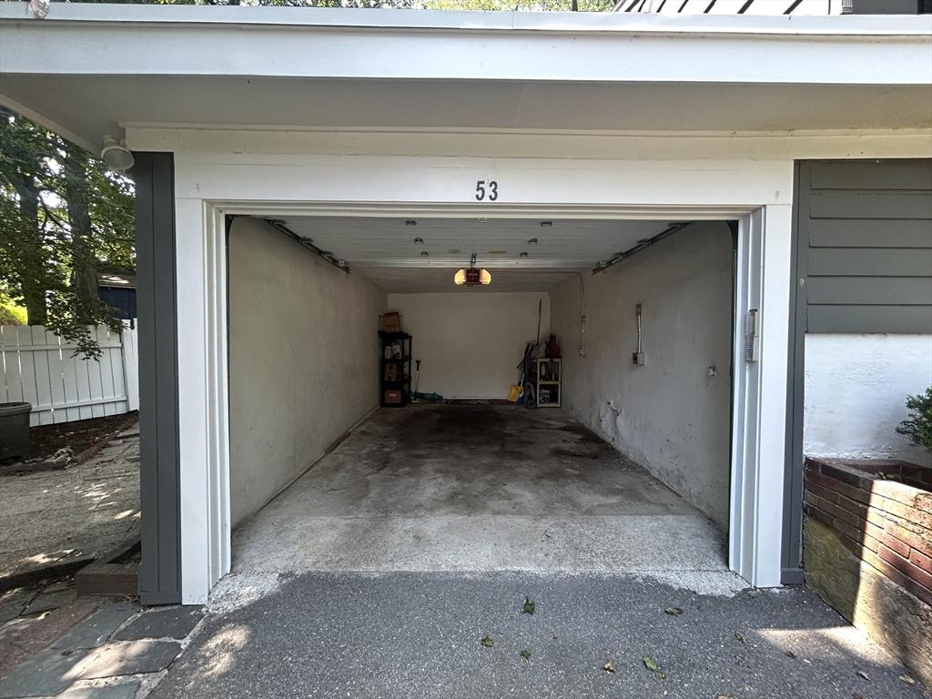 53 Dickson Ave – photo 4