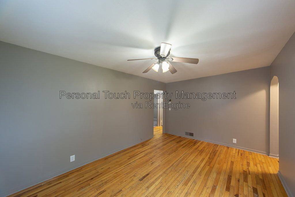 1422 11th St N – photo 2