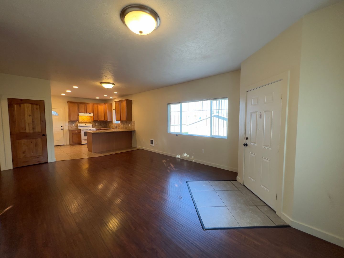 1809 4th St unit #1809 – photo 2