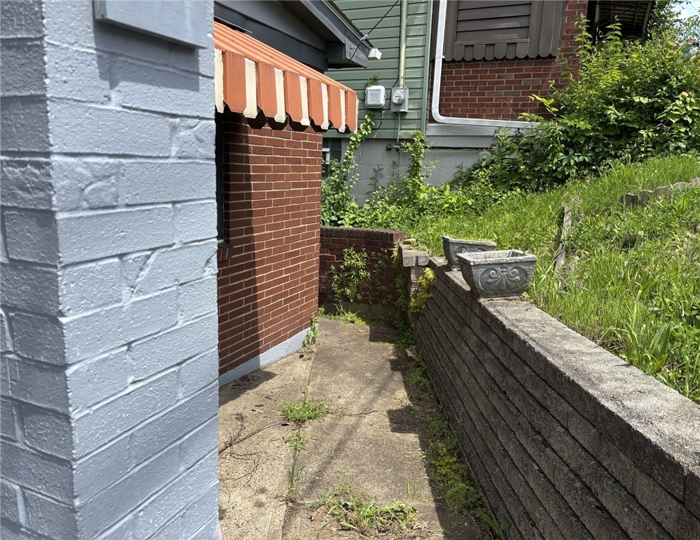 931 Hilltop St – photo 3