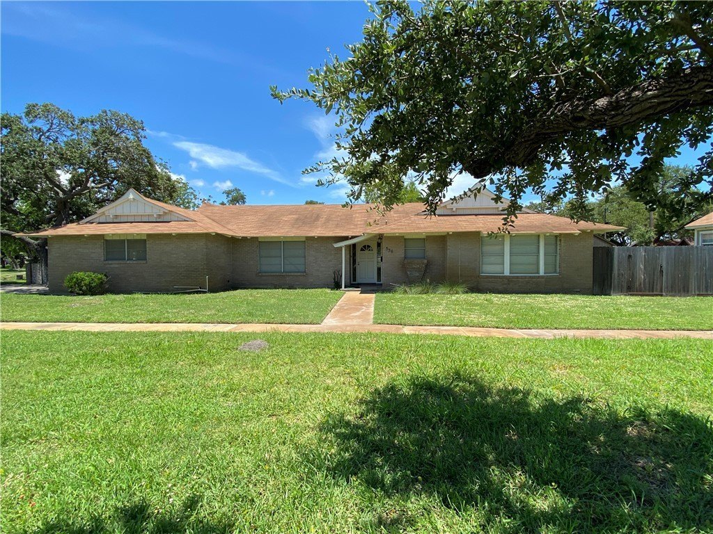 536 W Yoakum Ave – photo 1