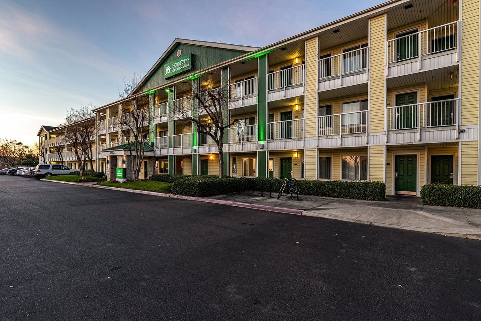 3460 W Shaw Ave unit 102 – photo 5
