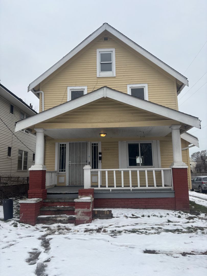 866 E 130th St – photo 1