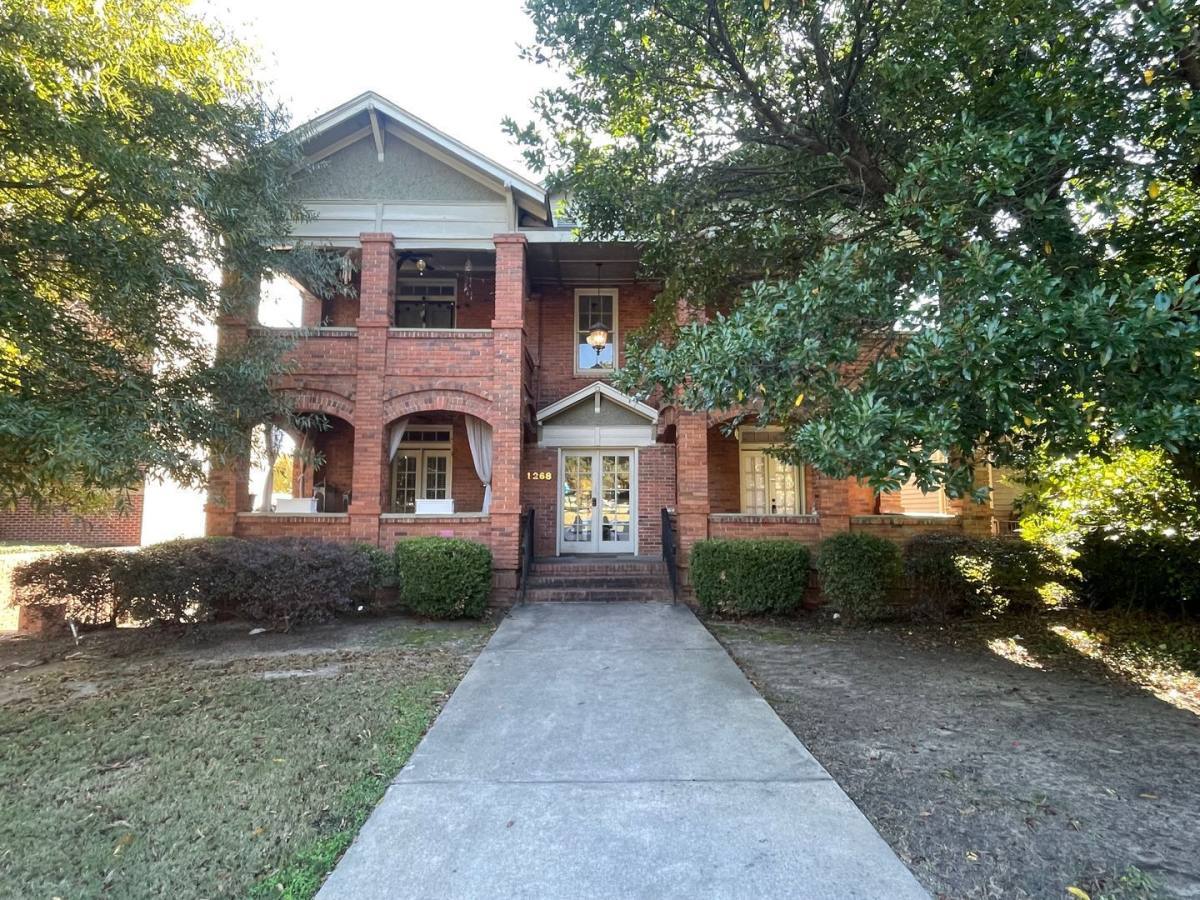 1268 College St unit 3 – photo 1