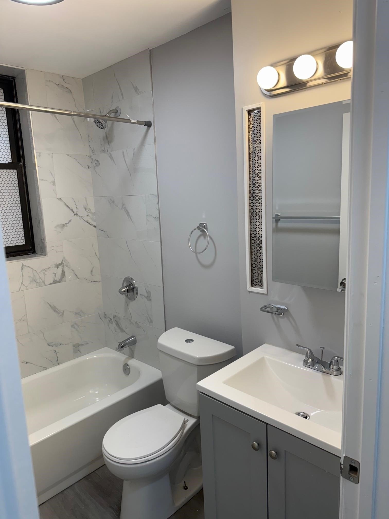 306 60th St #60TH 4 – photo 4