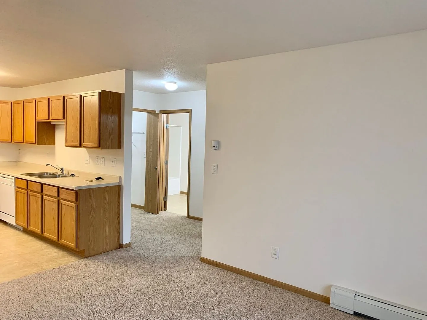 Huntington Pointe III – photo 4